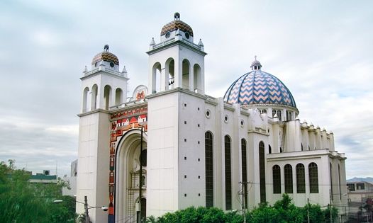 Храм_в_Сан-Сальвадор