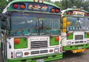 Автобусы_в_Санта-Ана_Сальвадор