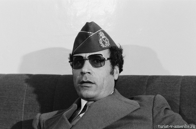 Muammar al-Qaddafi at Arab Summit in Tripoli