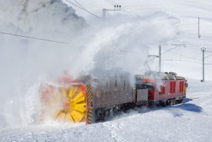 Снегоуборочный_поезд_в_Америке
