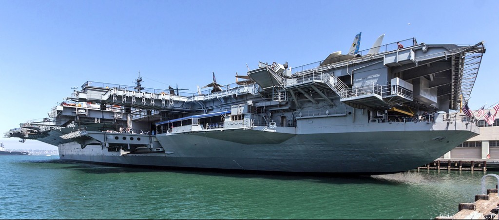 Музей на авианосце USS Midway